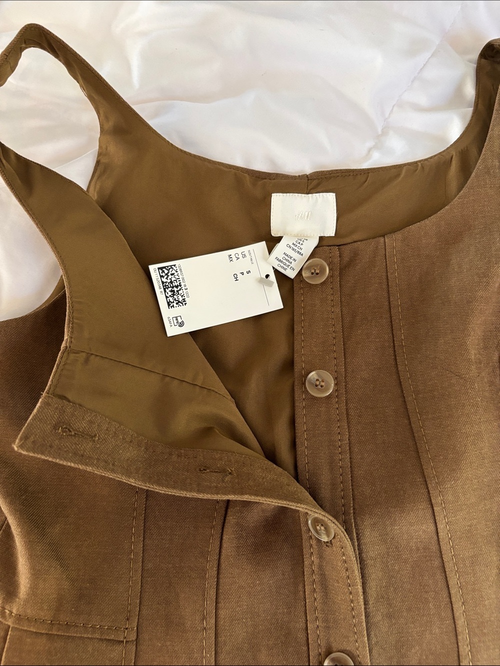 H&M vest - Picture 2 of 5